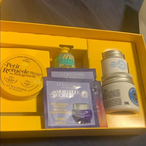 L'Occitane Shea Butter Set - Blue and Yellow